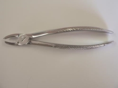 IDS FORCEP # 18 UPPER MOLARS LEFT